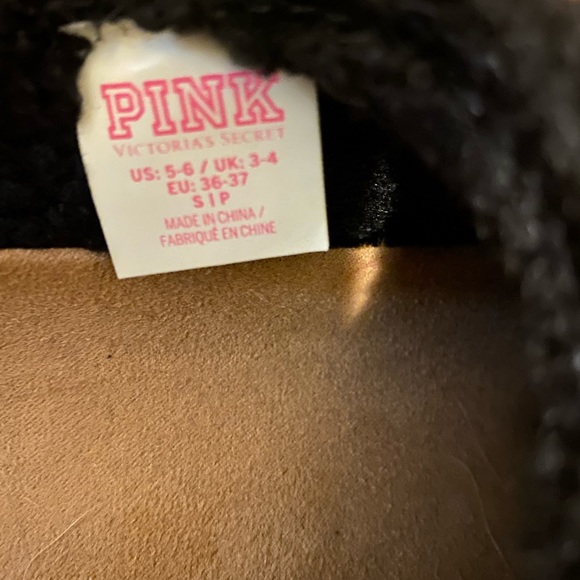 VS Pink slippers - Picture 2 of 4